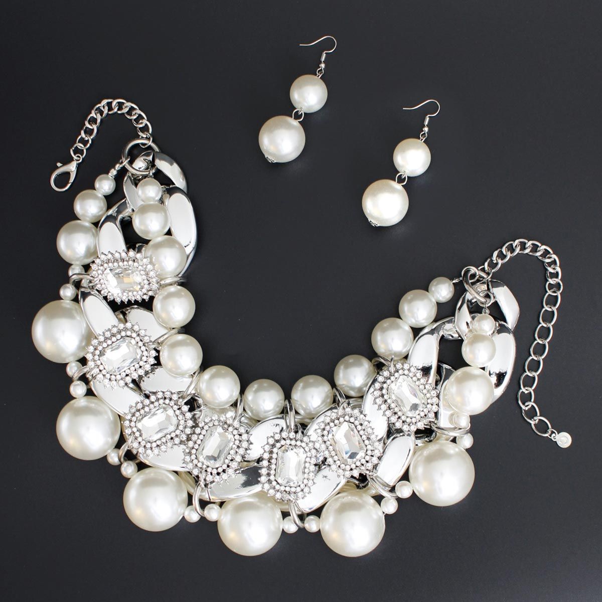 Silver Opulence Pearl Choker Ensemble